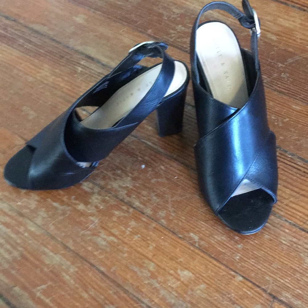 *3 for $25!* chunky open toed heels